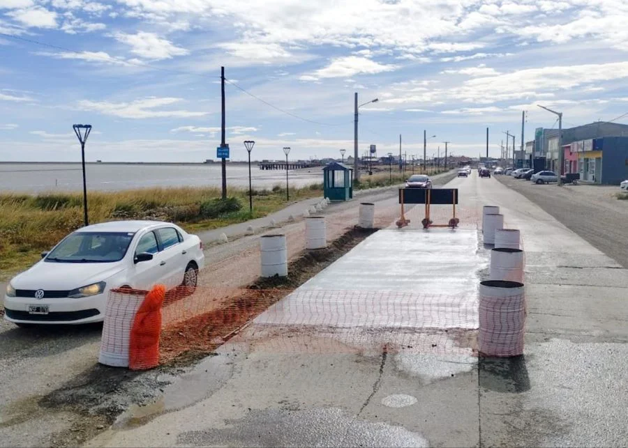 photo_4968023130265816019_y