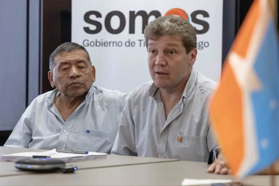 photo_4942920747227745144_y