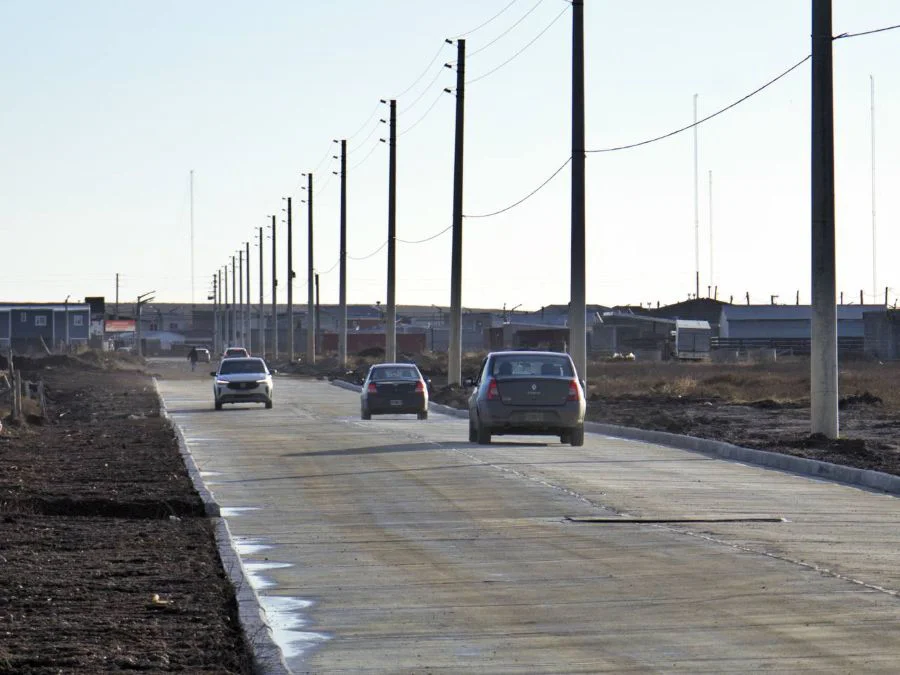 Quedó habilitado el tránsito sobre el primer sector pavimentado de calle Punta Popper