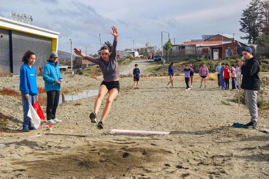 photo_5068831553210747901_y