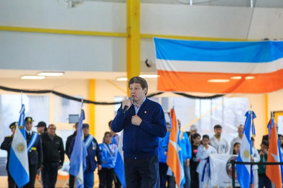 photo_5037567889258950368_y