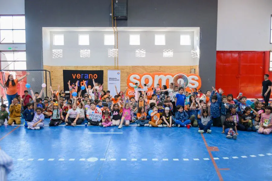 photo_4990079226141061229_y