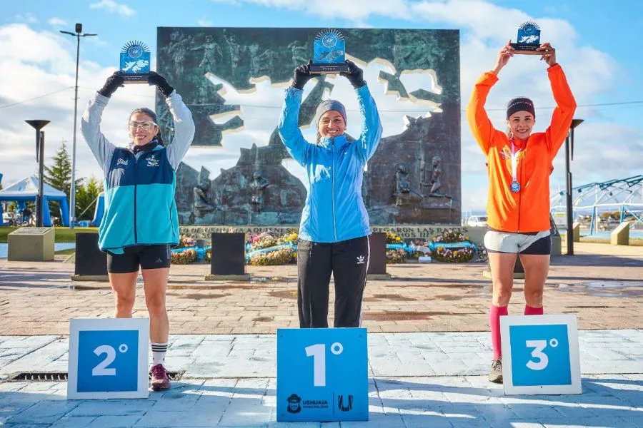 photo_5174942787588697611_y