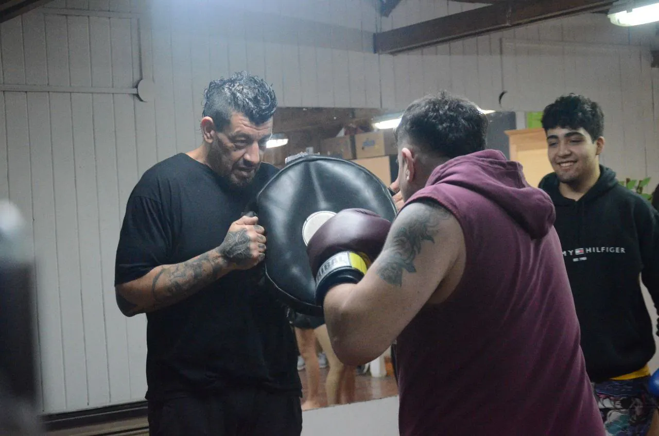 El municipio de Ushuaia puso en marcha el programa “Deporte en tu Barrio” (3)