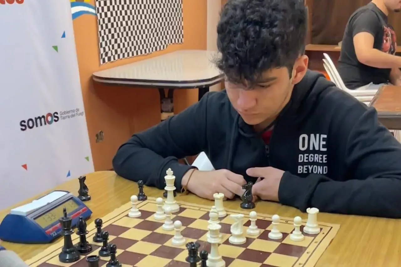 Se logró un convenio para que chicos aprendan a jugar al Ajedrez en Río Grande