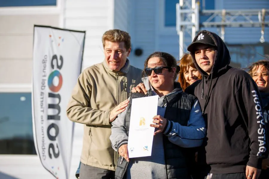 photo_5046565248743616024_y