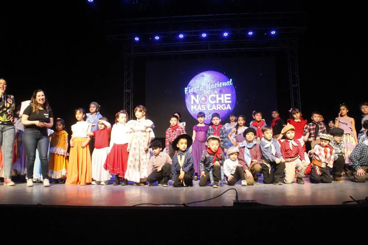 Shows para niños en la Fiesta Nacional de la “Noche más Larga” durante este sábado (1)