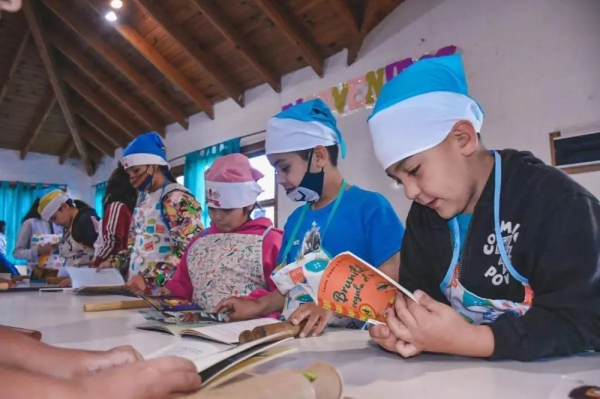 Chicos participarán de una caminata por el Día del Libro en la ciudad de Ushuaia