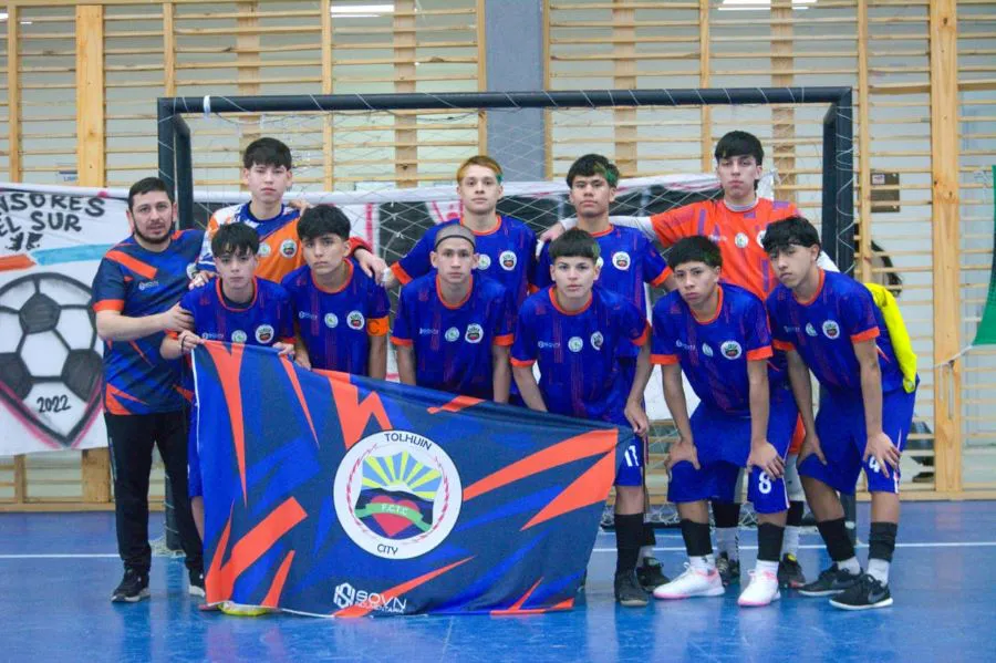 photo_5008534833755959986_y