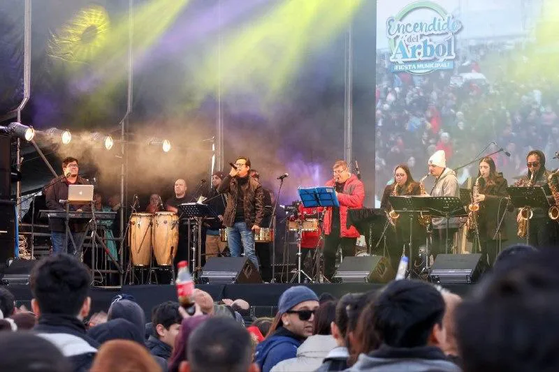 photo_5008370924922801100_x