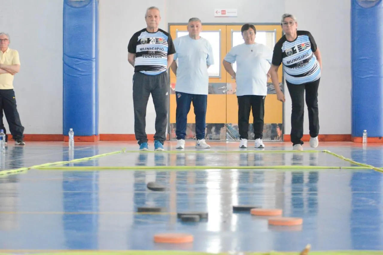 Abuelos jugaron la final provincial de Tejo, Sapo, Tenis de Mesa y Ajedrez (2)