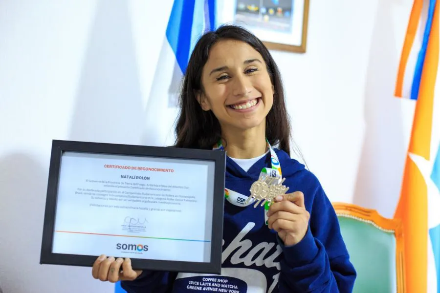 photo_5069343564848279008_y