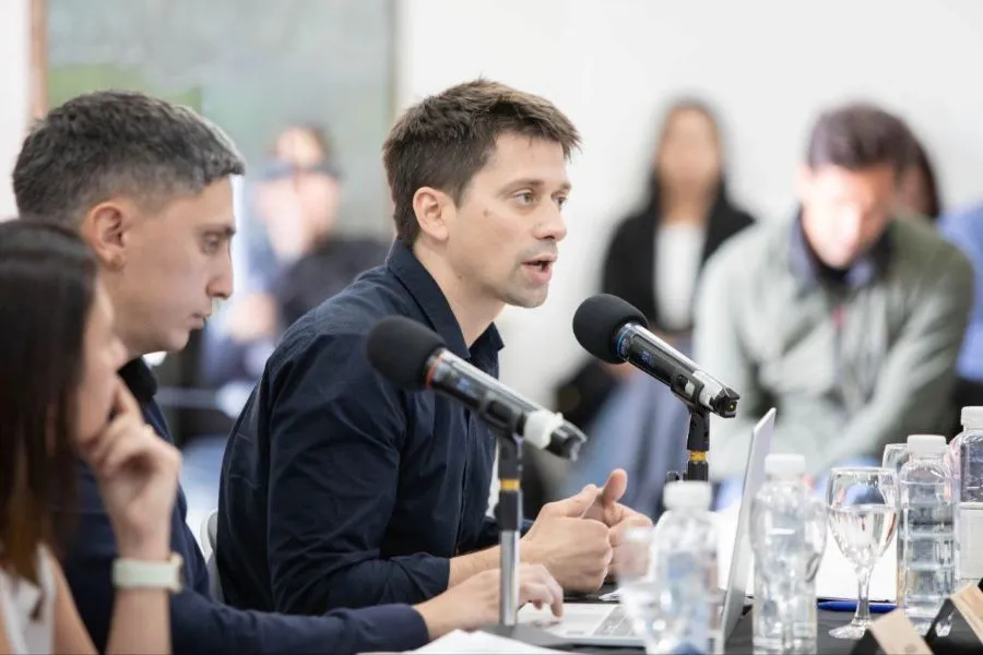 photo_4970155791981677406_y