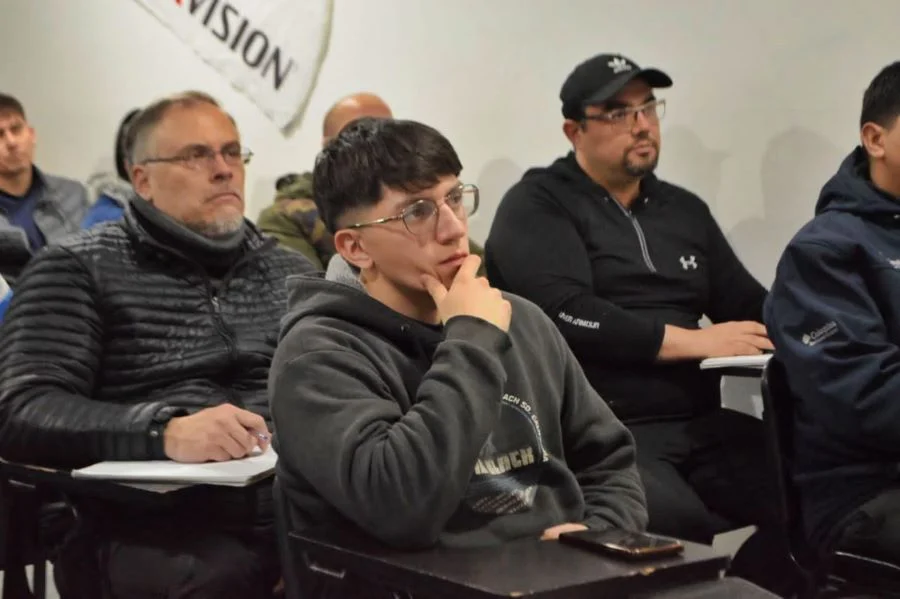 Dictarán capacitaciones náuticas para generar oportunidades laborales