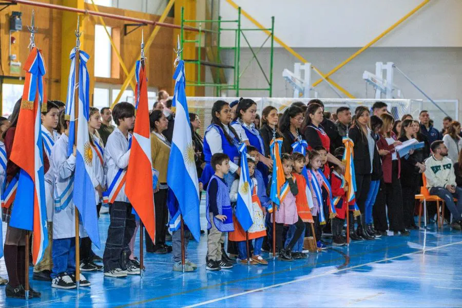 photo_5037567889258950360_y