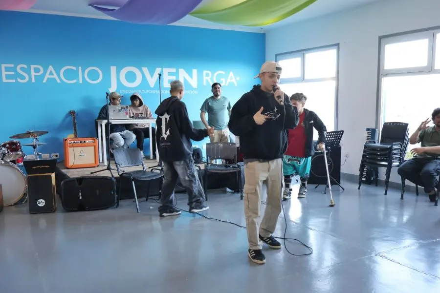 photo_5012569727901043483_y