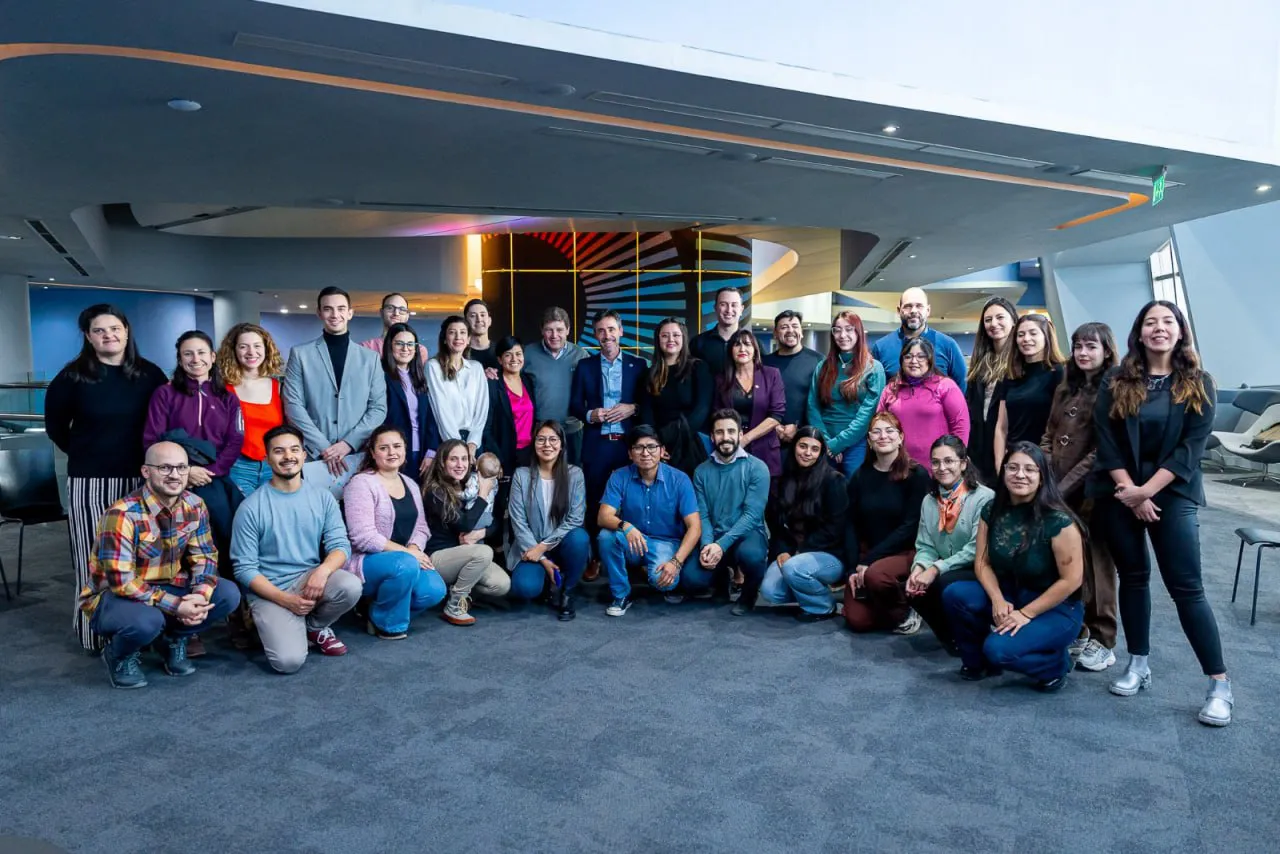 Jóvenes que cursaron el programa “Gestión para el Desarrollo” se reunieron con Melella