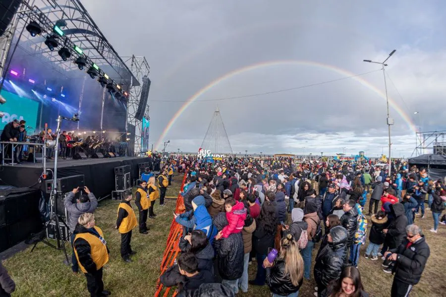 photo_5010622724736486171_y