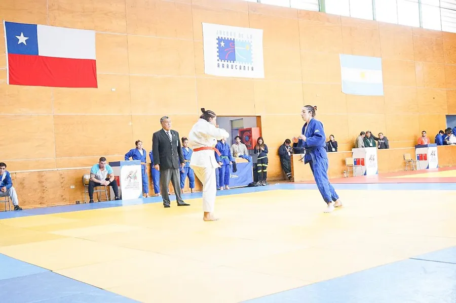 El equipo femenino de Judo obtuvo el oro en el cierre de los Juegos de la Araucanía (8)