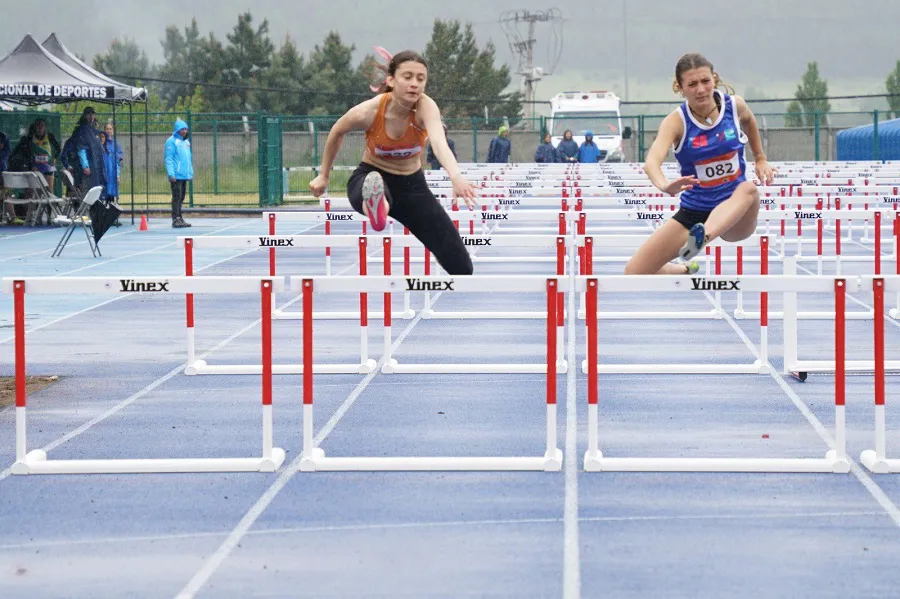 Nueva medalla dorada en los Juegos de la Araucanía por Renata Godoy (6)
