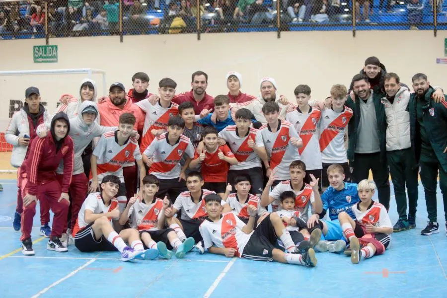 photo_5141153751590088417_y