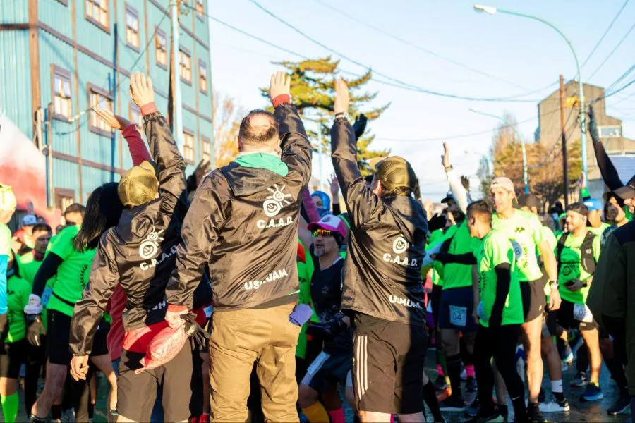 photo_4974568995428609558_y