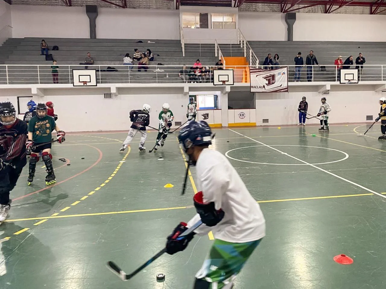 photo_4969724508545682399_y