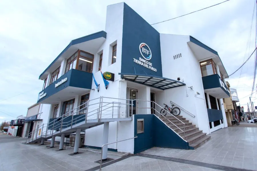 photo_5044189625022787263_y