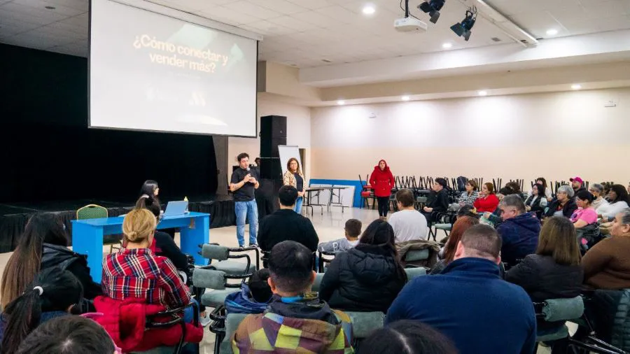 photo_5012542583703973813_y