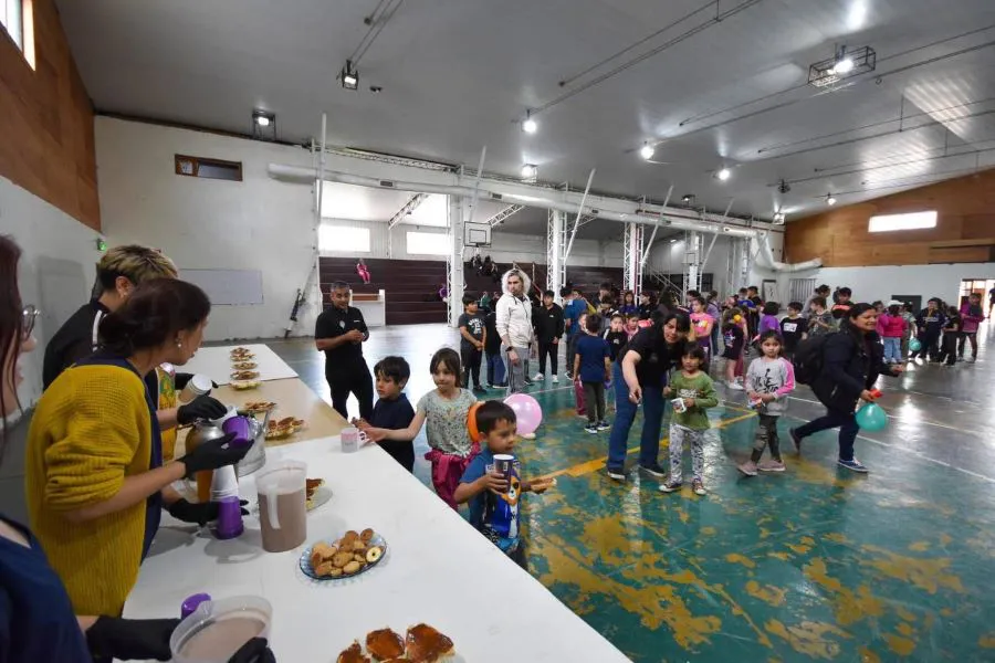 Comenzaron las actividades de las Colonias de Verano 2025 en la ciudad de Tolhuin (4)