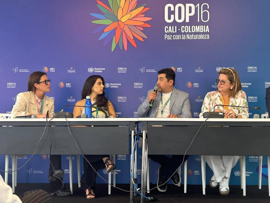 Harrington participó en Colombia de la Conferencia sobre Diversidad Biológica