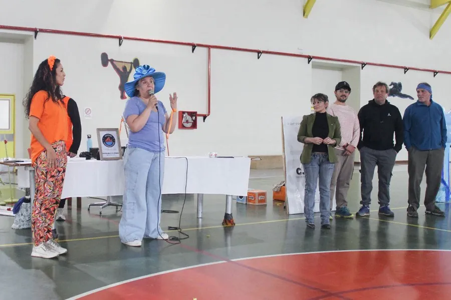 Finalizaron los juegos Inter CAAD en la Casa del Deporte de Ushuaia (3)