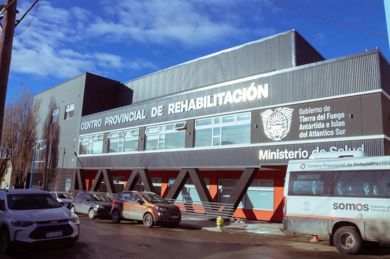 Se realizan recorridos por el nuevo Centro de Rehabilitación de la ciudad de Ushuaia (1)