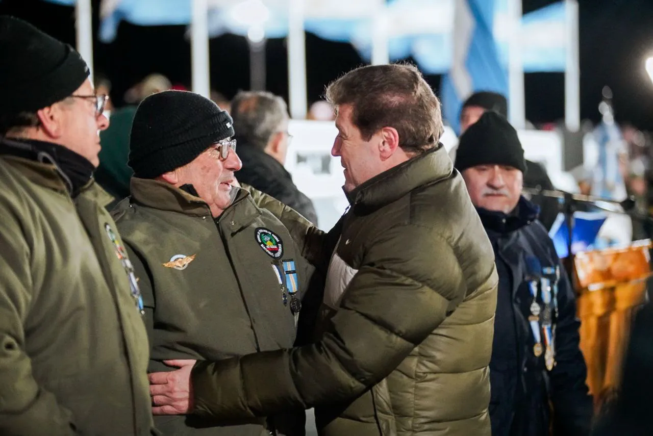 photo_5143480867950276427_y