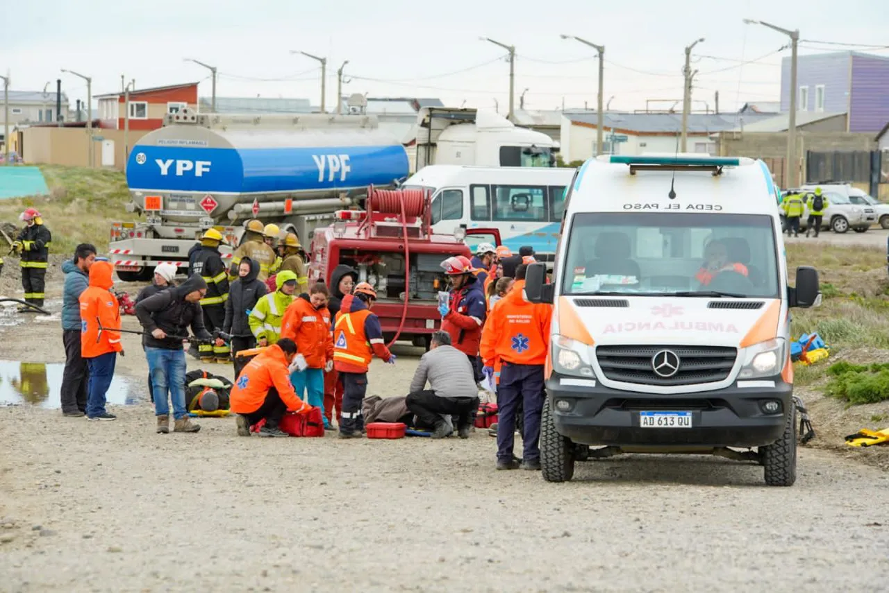 Se llevó adelante un simulacro de un violento accidente con heridos sobre la Ruta 3 (9)