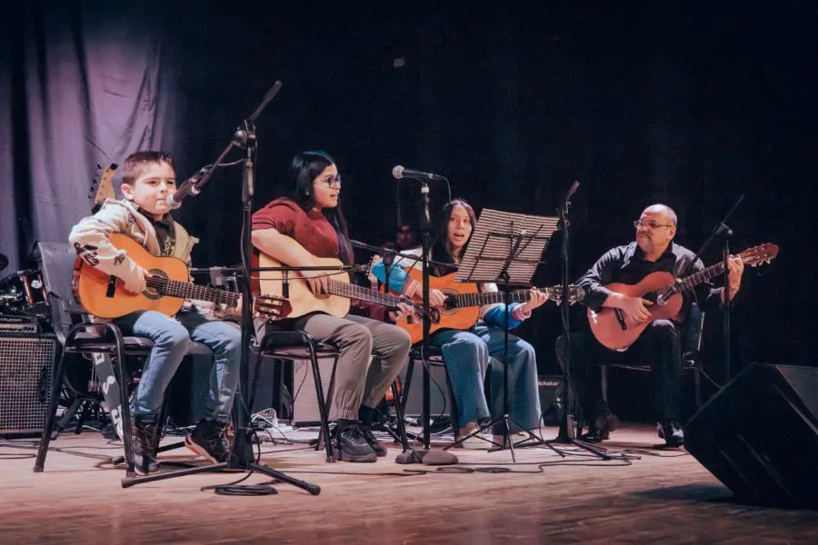 photo_4987861232018721564_y