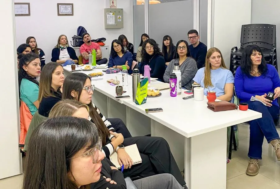 photo_5082498199272403473_y