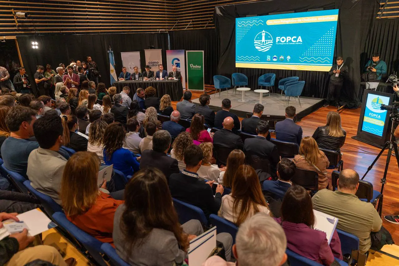 Tolhuin participó en el 1 Foro Patagónico de Ciudades Atlánticas (2)