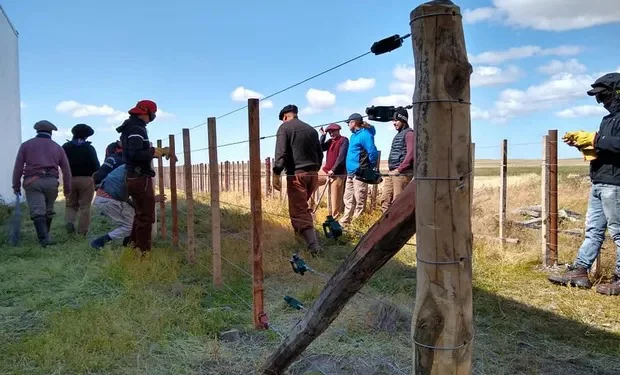 Impulsan en Río Grande la formación en diversos oficios tradicionales de campo