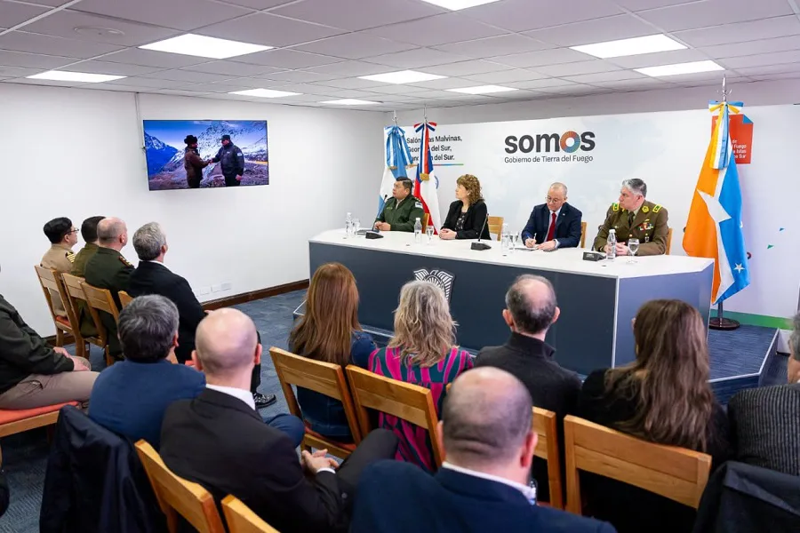 Se realizó el 1° “Seminario de Cooperación de Policías Fronterizas del Extremo Austral” 