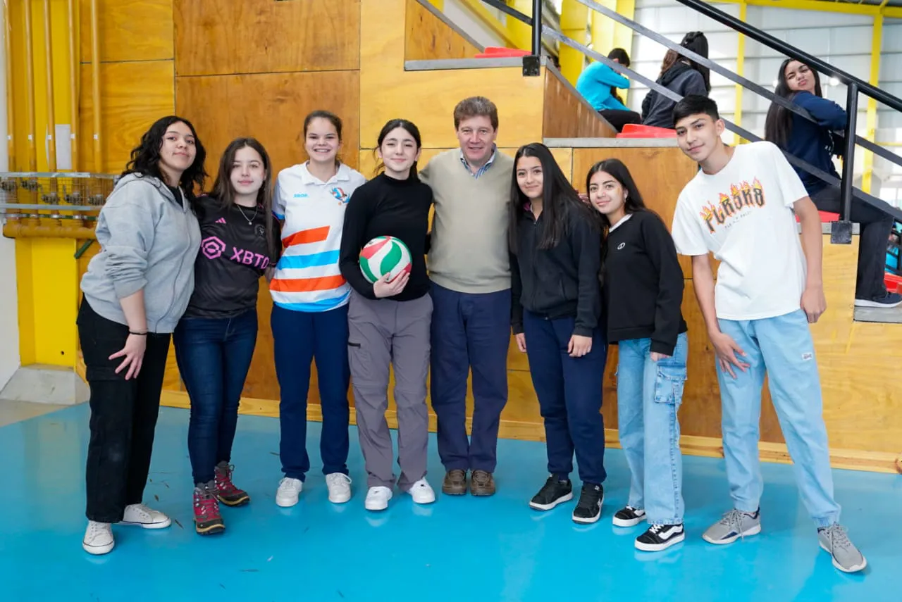 Se llevó adelante el lanzamiento en la ciudad de Tolhuin de los Juegos Fueguinos (3)