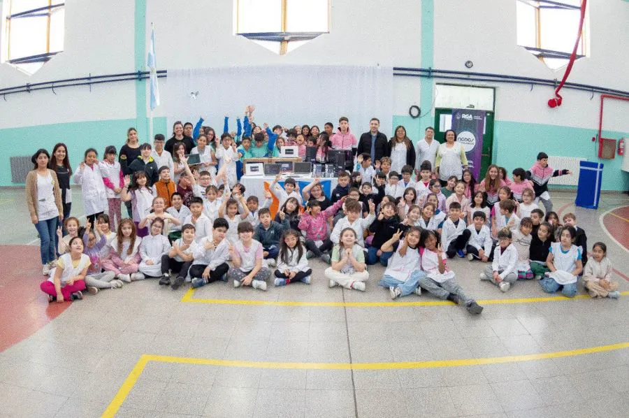 photo_5001517531504160262_y