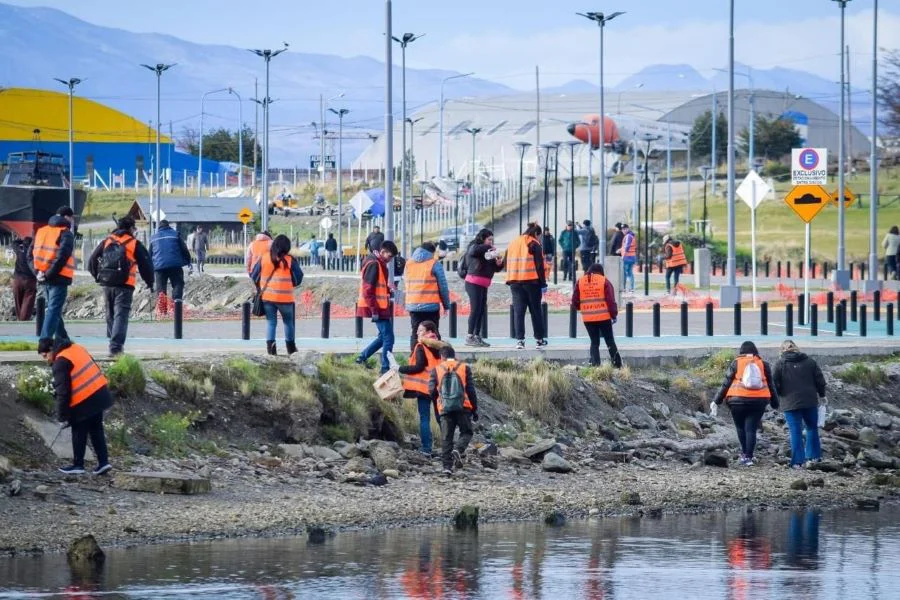 Jornada de limpieza en Ushuaia