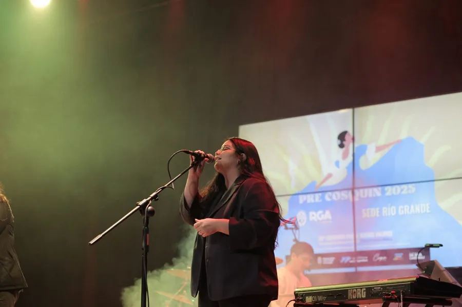 photo_4974641442936958241_y