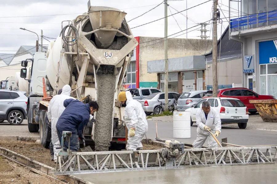 photo_5033109932252793668_y