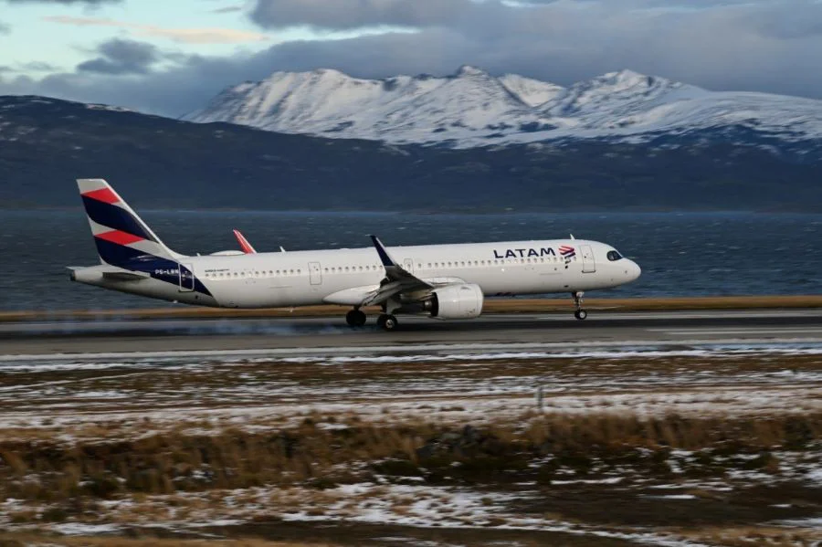 Latam Airlines Brasil realizó su primer vuelo directo a la ciudad de Ushuaia