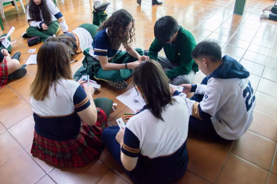 photo_4963431041423486621_y