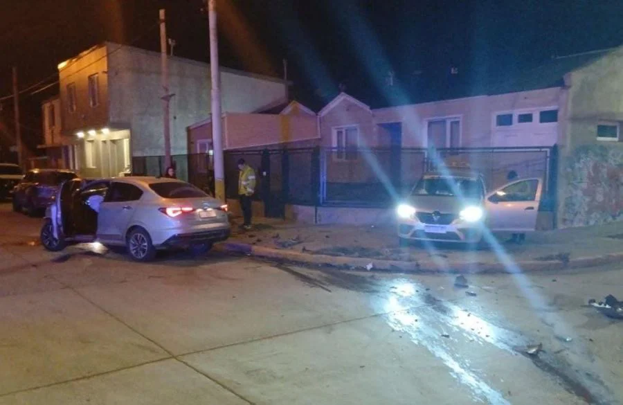 Una joven fue hospitalizada tras un choque entre dos vehículos en Río Grande