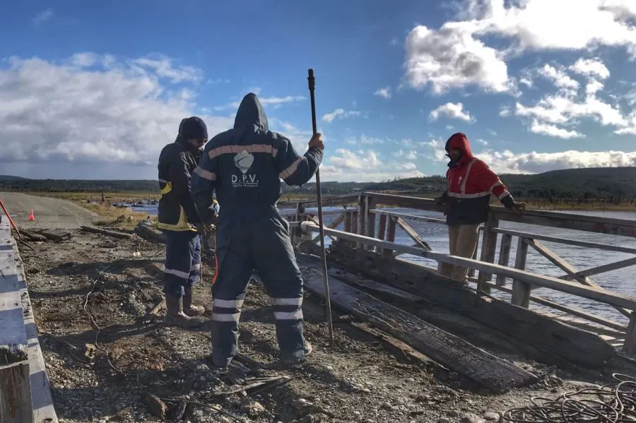 photo_4996876763506257491_y