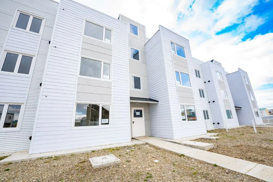 photo_5060006503515271111_y